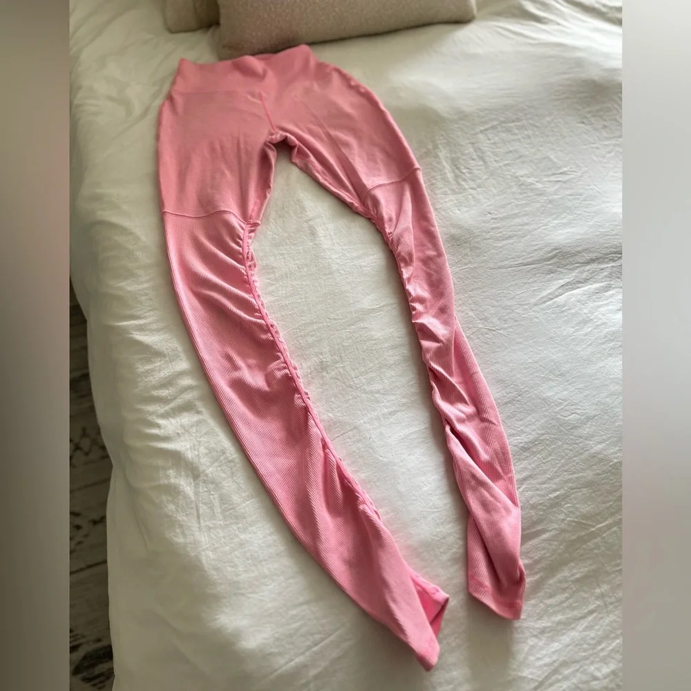 Alo Yoga GODDESS Bra + leggings SET - Picture 11 of 12